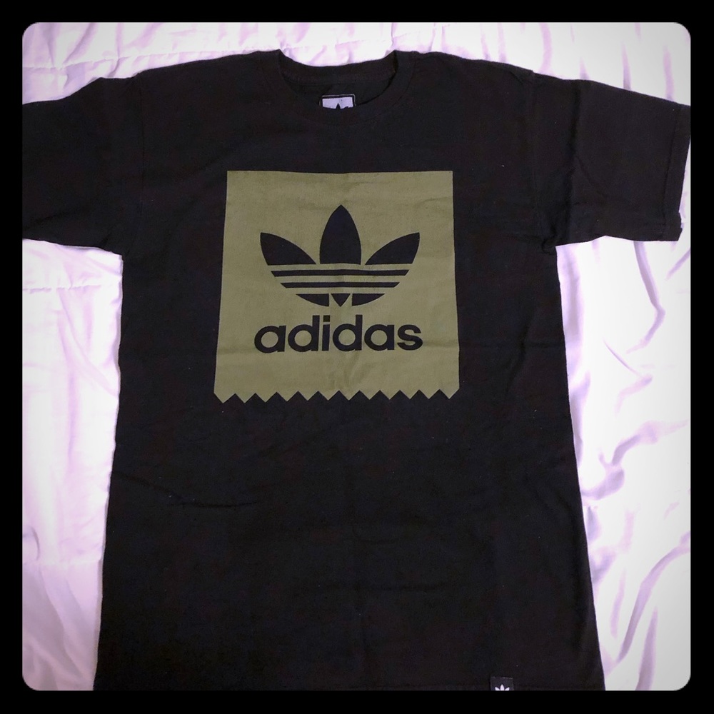 Adidas T-shirt